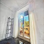 Vatican Maison *